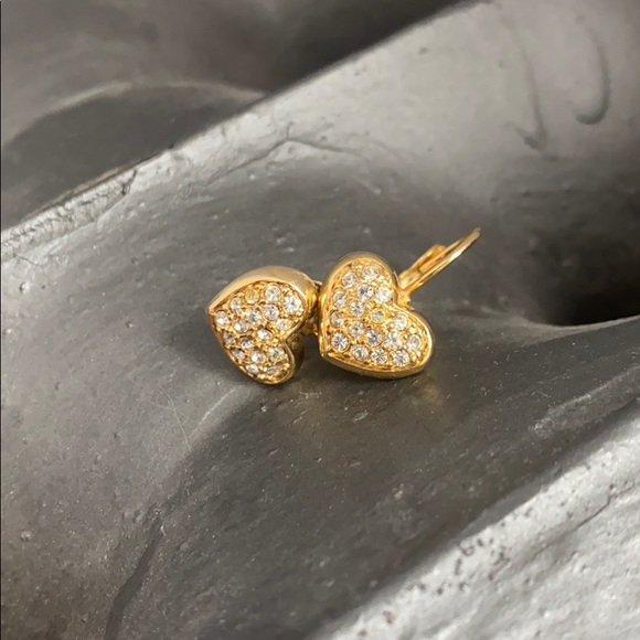 Gold diamond heart earrings - Picture 4 of 4